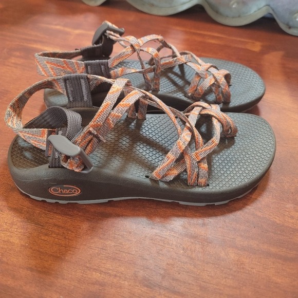 Chaco Women's Z Cloud X2 Toe Loop Sandal Sz.7 Pre-owned - Picture 2 of 5